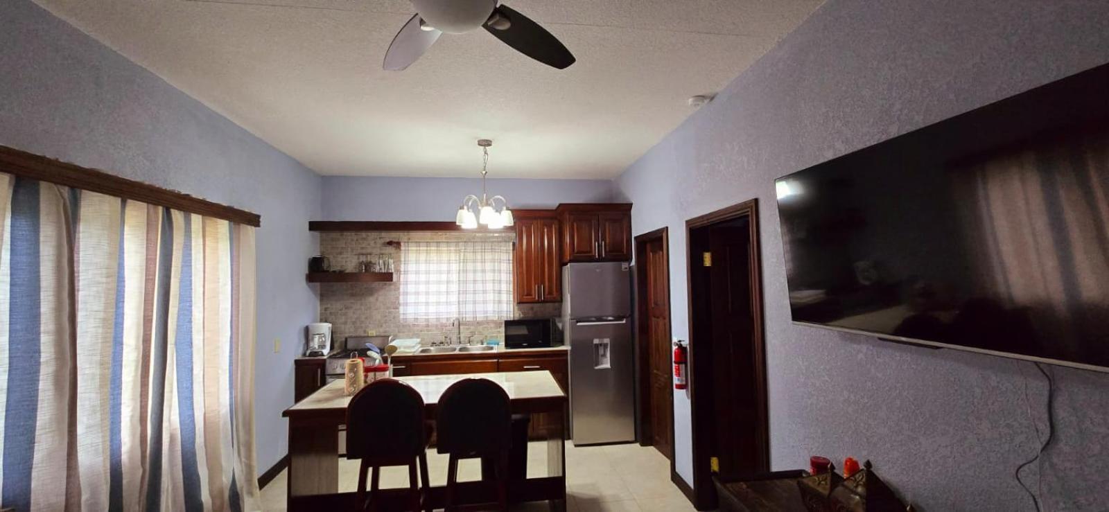 Bed and Breakfast Tuquil-Ha Ladyville Esterno foto